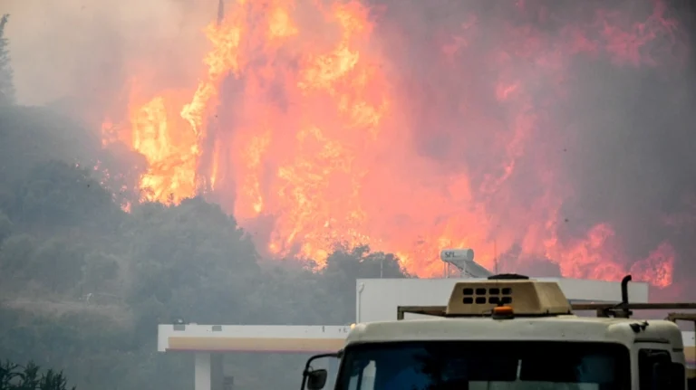 Αναζοπύρωση στην περιοχή Μπάλας Αχαΐας