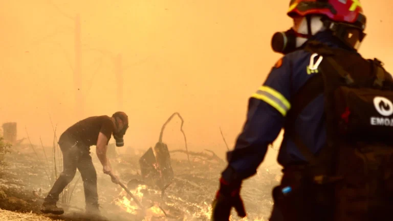 Φωτιά στους Φιλιάτες Θεσπρωτίας