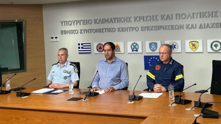 Κεφαλογιάννης για fake news: Δεν υπάρχει νεκρός από τη φωτιά στην Αχαΐα