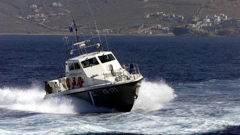 Σύμη: Συνελήφθη διακινητής μεταναστών μετά από καταδίωξη