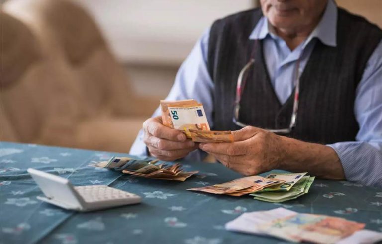 Αναδρομικά έως 3.500 ευρώ για 100.000 συνταξιούχους από τον Σεπτέμβριο