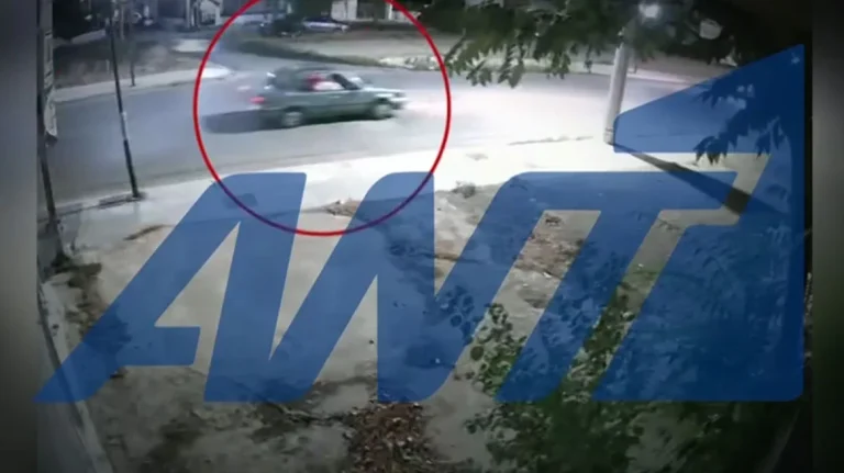 Βίντεο-ντοκουμέντο από το τροχαίο που οδηγός αυτοκινήτου παρασύρει και εγκαταλείπει μηχανή