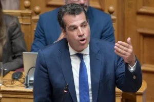 Πλεύρης: Το νέο μεταναστευτικό δεν αναφέρεται σε ανθρώπους που έχουν ήδη πάρει υπηκοότητα