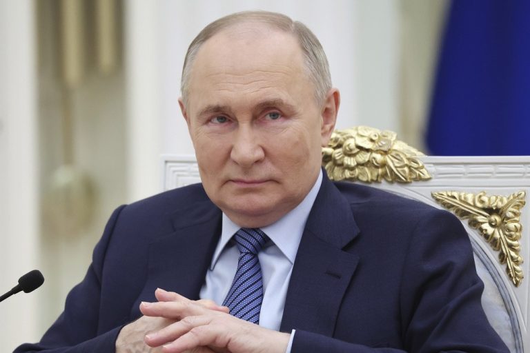 Πούτιν: Κατηγορεί την Ευρώπη για «υστερία» και ότι διαδίδει «ιστορίες φρίκης» για πιθανή ρωσική επίθεση