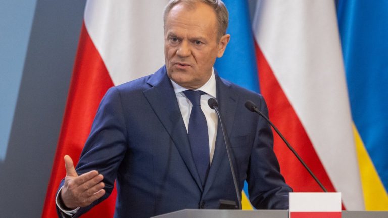 Τουσκ: Η Πολωνία είναι έτοιμη να αντιδράσει σε οποιεσδήποτε επιθέσεις