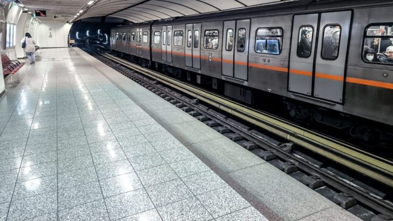Πανελλαδική απεργία την Τετάρτη – Πώς θα κινηθούν μετρό, λεωφορεία, τρένα και ταξί