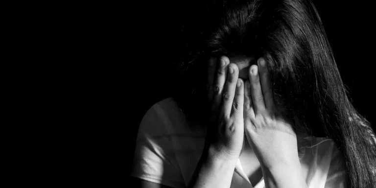 Σοκ στη Ρόδο: Πέντε χρόνια φυλακή για 52χρονο εκπαιδευτικό που διατηρούσε ερωτική σχέση με 14χρονη