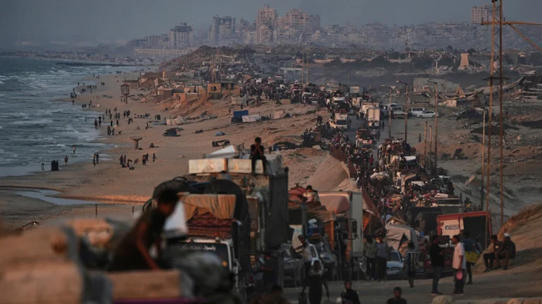 Περίπου 480.000 Παλαιστίνιοι έχουν εγκαταλείψει την πόλη της Γάζας