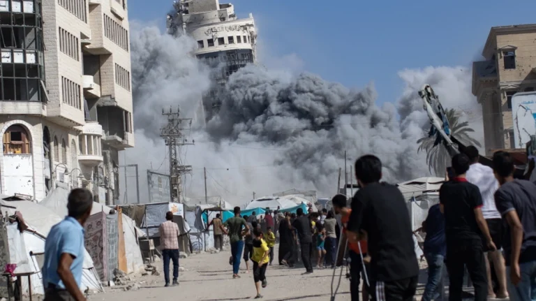 Εντολή πλήρους εκκένωσης της πόλης της Γάζας εξέδωσε ο στρατός του Ισραήλ