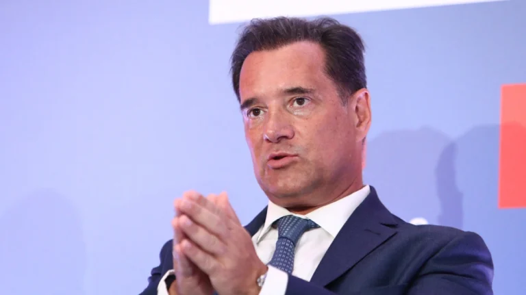 Γεωργιάδης για Παπαρίζου: Περαστικά στον αδελφό της, χρειαζόμαστε και τον καλό λόγο για τα νοσοκομεία