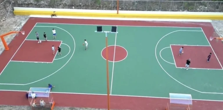 Η BIOKOSMOS στηρίζει τον αθλητισμό με την αναβάθμιση του γηπέδου μπάσκετ στον Πλάτανο Ναυπακτίας