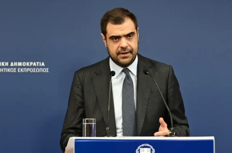 Μαρινάκης: «Έρχονται καλά νέα για τους ελεύθερους επαγγελματίες»