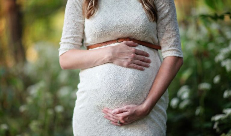 Τι αλλάζει για τις εγκύους με το νέο νομοσχέδιο του Υπ. Εργασίας