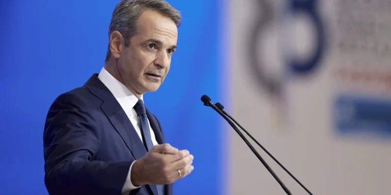 Δείτε live την ομιλία Μητσοτάκη στην 89η ΔΕΘ – «Προτεραιότητά μας η στήριξη του εισοδήματος ως ανάχωμα στην ακρίβεια»