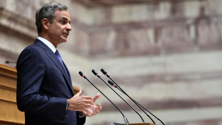 Μητσοτάκης: Κάνουμε πράξη τις πατριωτικές ελαφρύνσεις ενώ άλλοι μιλούν για πατριωτικούς φόρους 