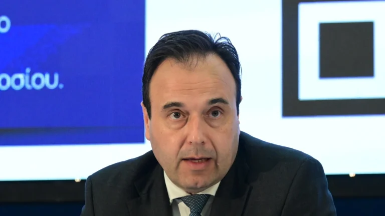 Παπαστεργίου: Έρχεται νέο gov.gr wallet σε 10 ημέρες – Οι κάμερες θα μπουν στα φανάρια