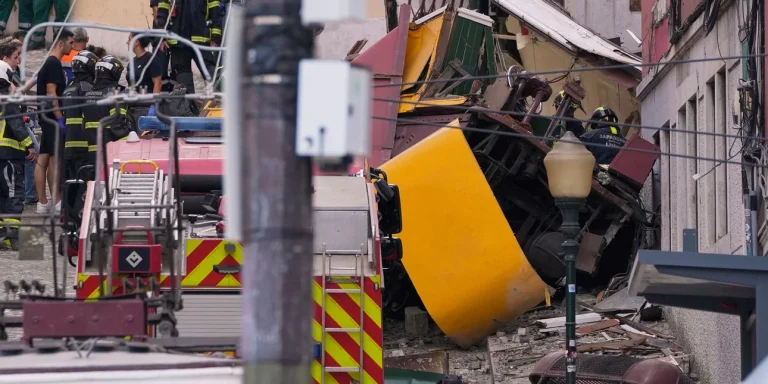 Τραγωδία στη Λισαβόνα: Πώς έγινε το ατύχημα με τους 15 νεκρούς στο τελεφερίκ Γκλόρια