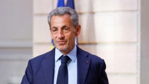 Σε κελί 9 τετραγωνικών ο Σαρκοζί – Θα προαυλίζεται μία ώρα την ημέρα