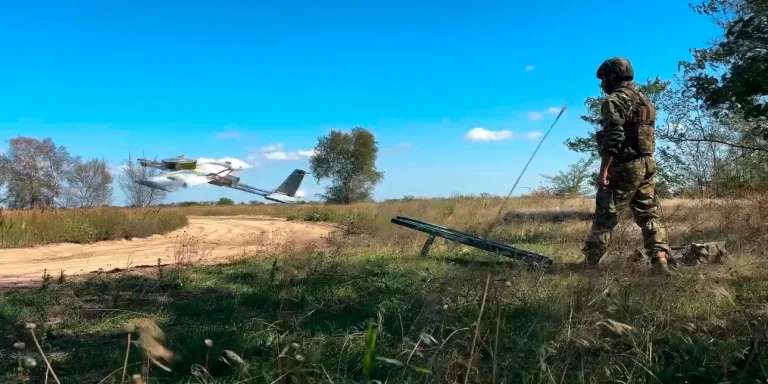 «Τείχος από drones»: Το σχέδιο της ΕΕ για να φρενάρει τις ρωσικές εισβολές στον εναέριο χώρο