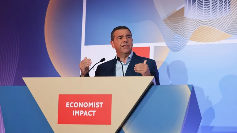 Τσίπρας: «Αυτό, που έχει ανάγκη αυτή τη στιγμή η πατρίδα, είναι ένας νέος πατριωτισμός»