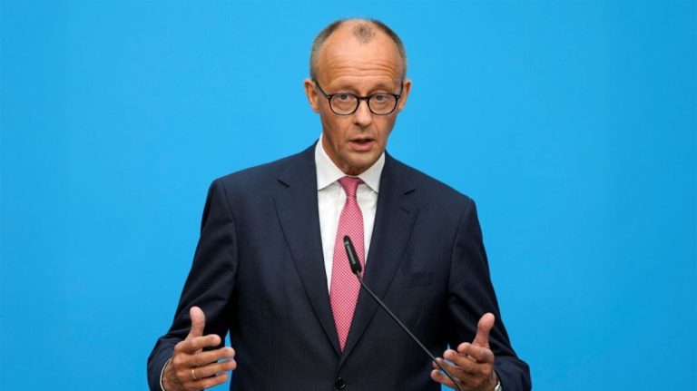 Σαφής αιχμή Μερτς προς Μέρκελ για Πούτιν: Θα έπρεπε να το είχαμε καταλάβει από το 2008