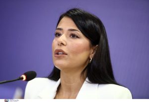 Λατινοπούλου: Δεν θα φιλοξενήσει η Ελλάδα όλη την Αφρική και την Ασία – Να πάνε στην ευχή του Αλλάχ