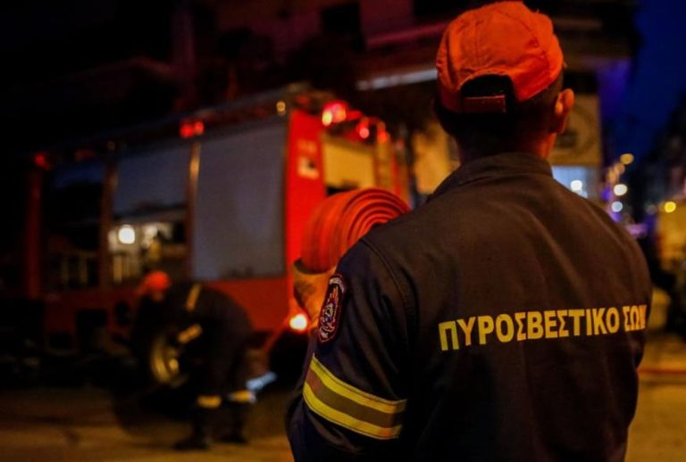 Φωτιά σε πολυκατάστημα στο Μαρούσι – Βρέθηκε εμπρηστικός μηχανισμός