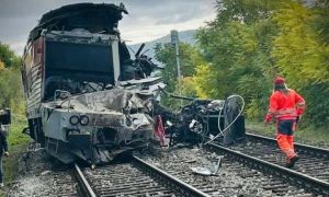 Μετωπική σύγκρουση τρένων στη Σλοβακία – Τουλάχιστον 20 τραυματίες