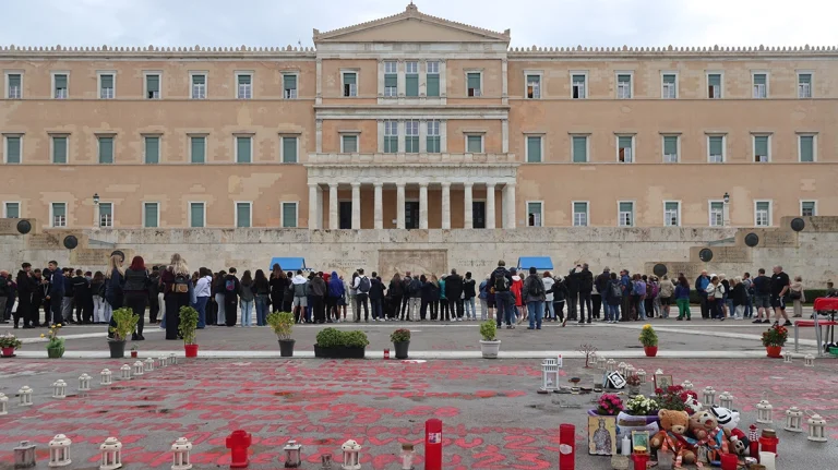 Κατατέθηκε η τροπολογία για τον Άγνωστο Στρατιώτη