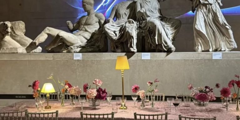 Μενδώνη: Προσβλητικές ενέργειες τα δείπνα στην αίθουσα των Γλυπτών του Παρθενώνα από το Βρετανικό Μουσείο