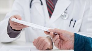 Θεσσαλονίκη: Καταδικάστηκε ογκολόγος για «φακελάκι»