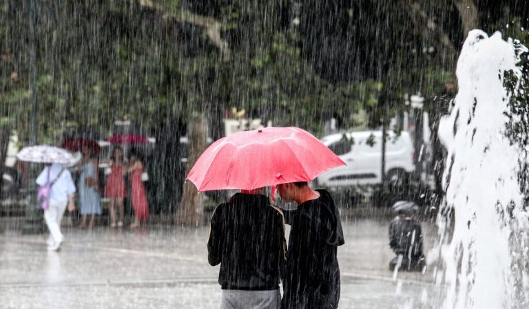 Καιρός: 25άρια αλλά και καταιγίδες σήμερα