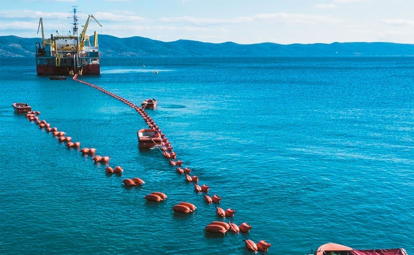 Στον πάγο το καλώδιο Ελλάδας-Κύπρου: Οι αντιδράσεις Αθήνας και Λευκωσίας