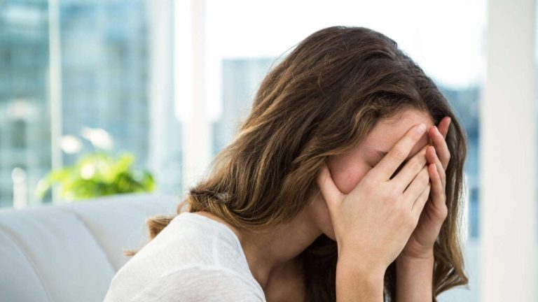 Οι γυναίκες διατρέχουν γενετικά μεγαλύτερο κίνδυνο για κατάθλιψη