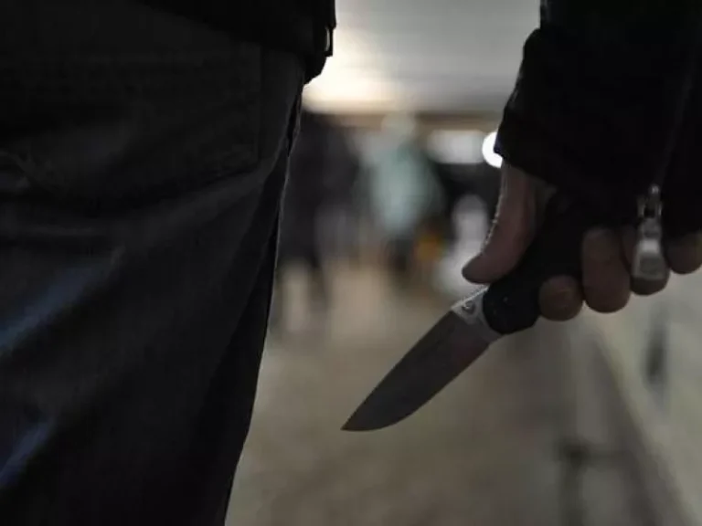 Στην εντατική ο 12χρονος από την Τρίπολη που τον μαχαίρωσε συμμαθητής του