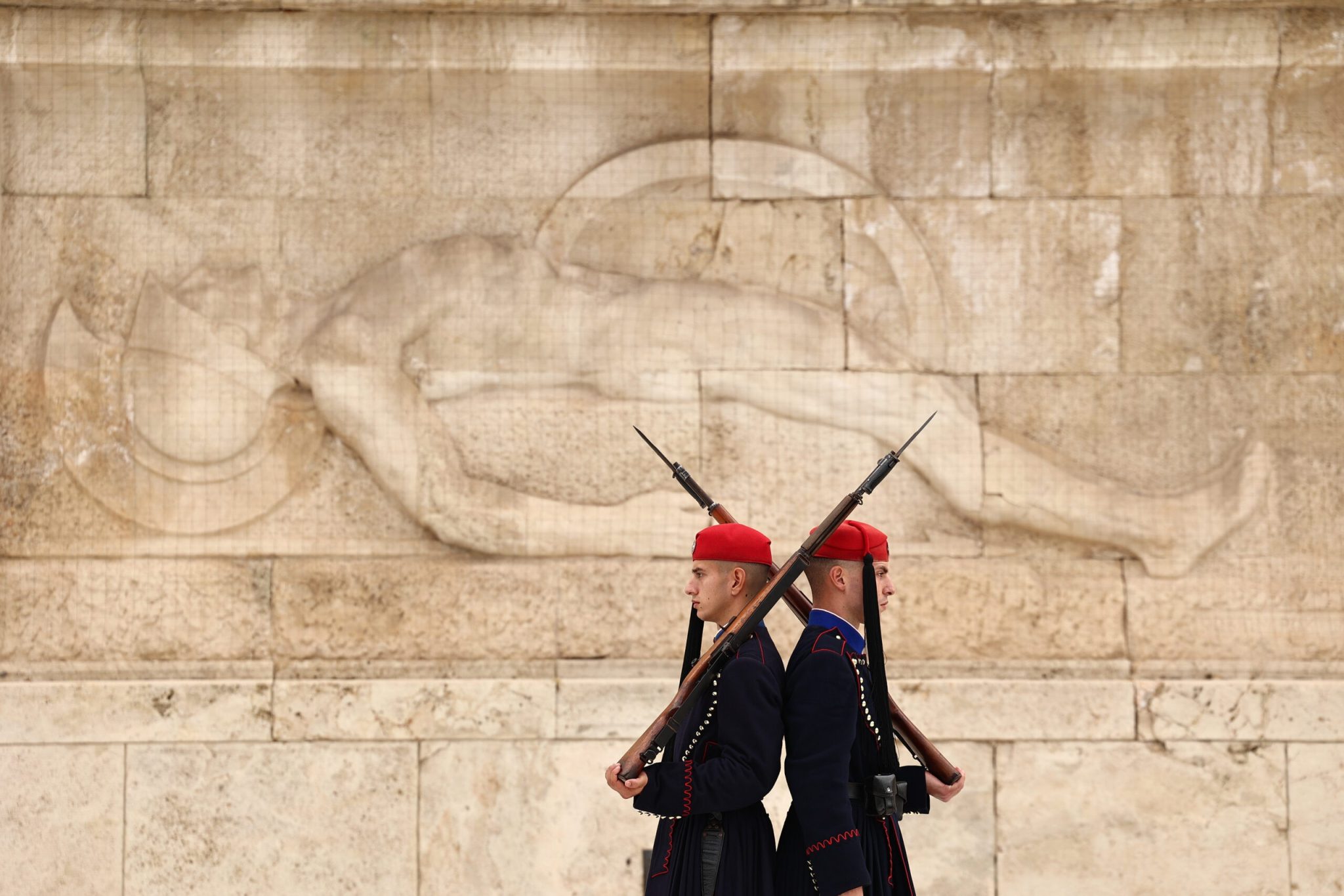 …και πάλι για τον Άγνωστο Στρατιώτη.