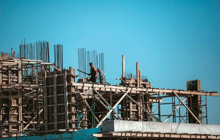 Το ΣτΕ ανοίγει τον δρόμο για την οικοδομή: «Πράσινο φως» για το Προεδρικό Διάταγμα των κινήτρων του ΝΟΚ