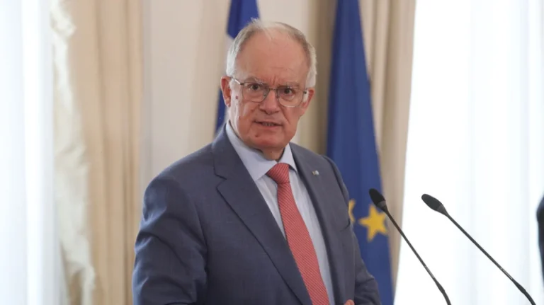 Το αντίο του Κωνσταντίνου Τασούλα στον Διονύση Σαββόπουλο – «Θα μας λείψει»