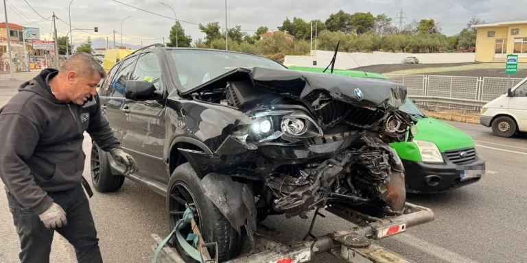 Τραγωδία στις Αφίδνες: Διπλάσιο αλκοόλ από το όριο είχε στο αίμα του ο οδηγός που προκάλεσε το τροχαίο