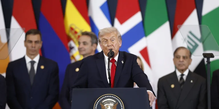 Τραμπ: «Πετύχαμε το αδύνατο, τώρα αρχίζει η ανοικοδόμηση της Γάζας»