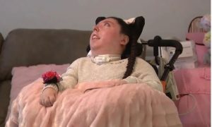 ΗΠΑ: Γυναίκα που γεννήθηκε χωρίς εγκέφαλο έκλεισε τα 20 