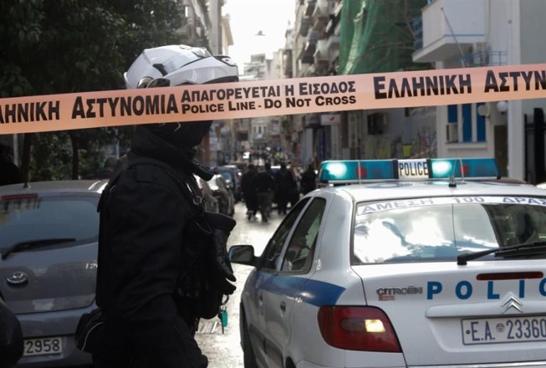 Νίκαια: Πυρπόλησαν όχημα σωφρονιστικού υπαλλήλου