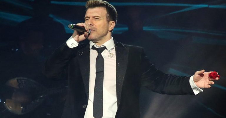 Πλούταρχος: «Και να πέρασα από το σπίτι, καλά έκανα», είπε η γυναίκα που είχε μηνύσει ο τραγουδιστής