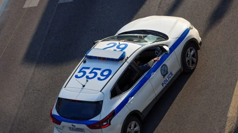 Φρίκη στην Αθήνα: 20χρονος ασελγούσε στα ανίψια του με τον 40χρονο σύντροφό του