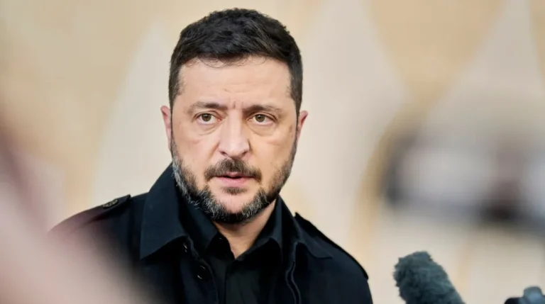 Σκάνδαλο 100 εκατ. δολαρίων στην Ουκρανία: Πρώην συνεργάτης του Ζελένσκι στο στόχαστρο για ξέπλυμα χρήματος