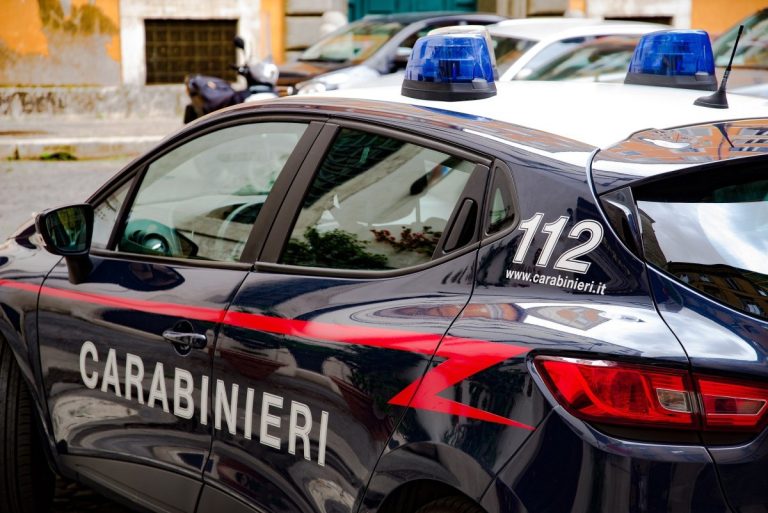 Φρίκη στην Ιταλία: Γυναίκα δολοφόνησε με μαχαίρι τον 9χρονο γιό της και επιχείρησε να αυτοκτονήσει