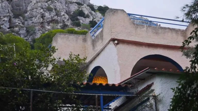 Δολοφονία στη Σαλαμίνα: Η νύφη σκότωσε την 75χρονη γιατί νόμιζε ότι την αναγνώρισε