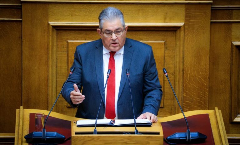 Κουτσούμπας στη Βουλή: «Αυτή είστε, κυρία Κωνσταντοπούλου, αυτή είστε!»