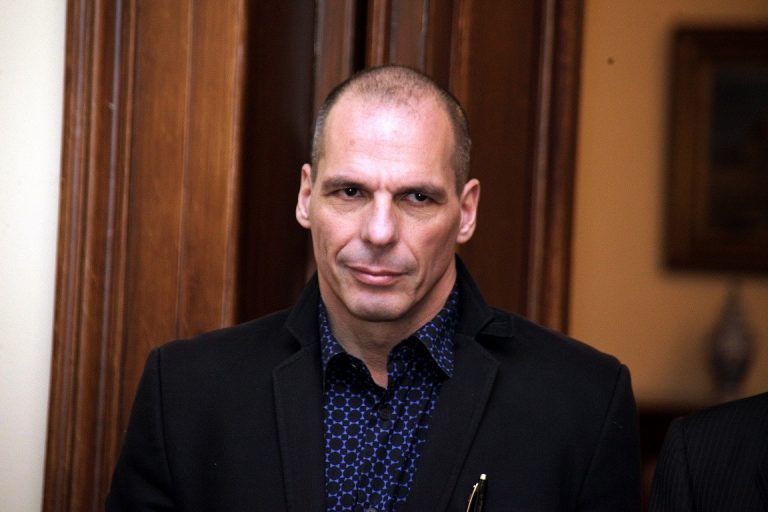 Βαρουφάκης για Τσίπρα: Έκανε οντισιόν στο Παλλάς και από κάτω ήταν ο ίδιος διαλυμένος θίασος