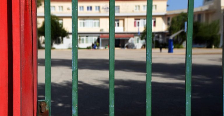 Ποινική δίωξη στη 16χρονη που μαχαίρωσε συμμαθήτριά της στην Κυψέλη